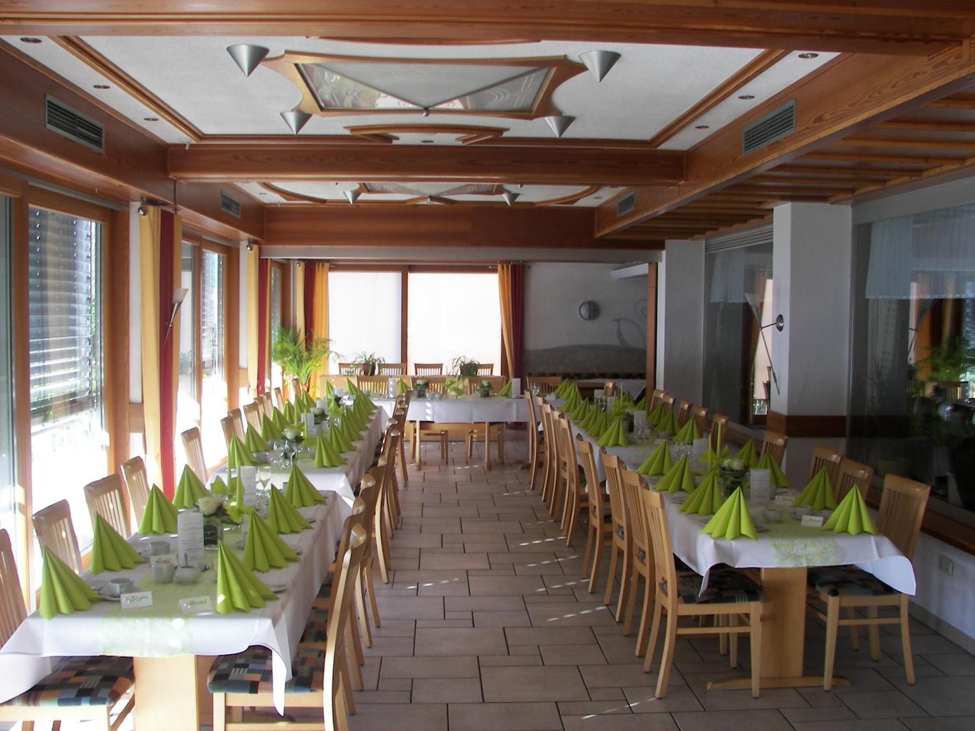 Gasthof Zum Schwanen Kleinostheim Exteriör bild